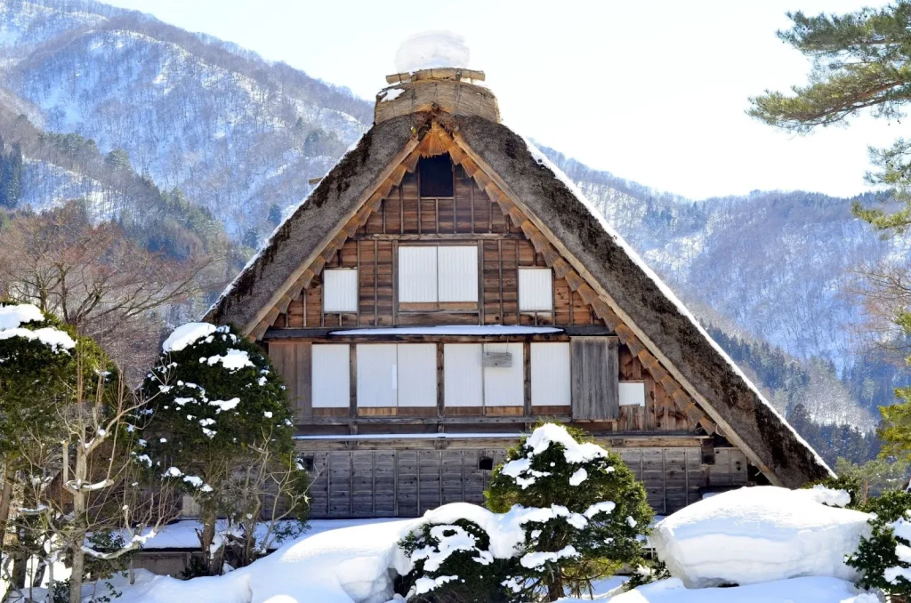 Japanese houses registered in the bank of vacant houses